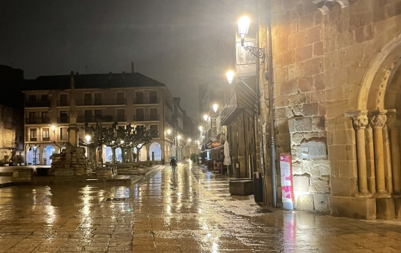 Lluvia persistente y deshielos marcan una ventosa jornada en la provincia