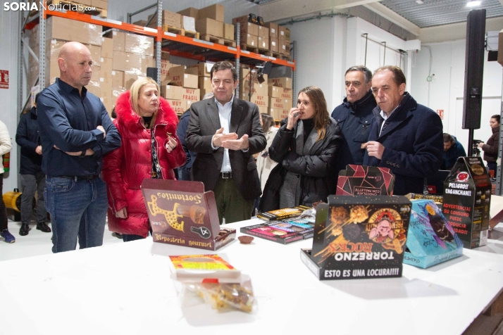 Buscando el voto bajo la lluvia