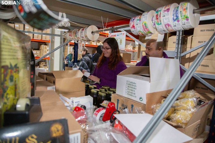 Buscando el voto bajo la lluvia