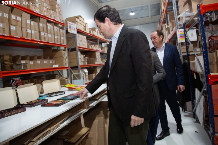 Buscando el voto bajo la lluvia