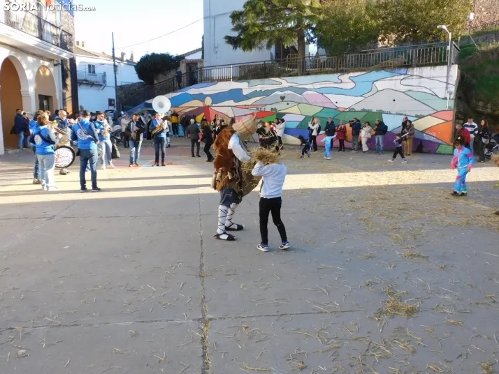 Fotos: Los zarrones vuelven a Borobia para celebrar uno de los carnavales m&aacute;s tradicionales de la provi