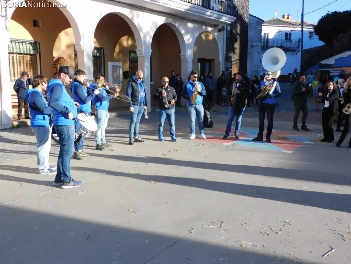 Fotos: Los zarrones vuelven a Borobia para celebrar uno de los carnavales m&aacute;s tradicionales de la provi
