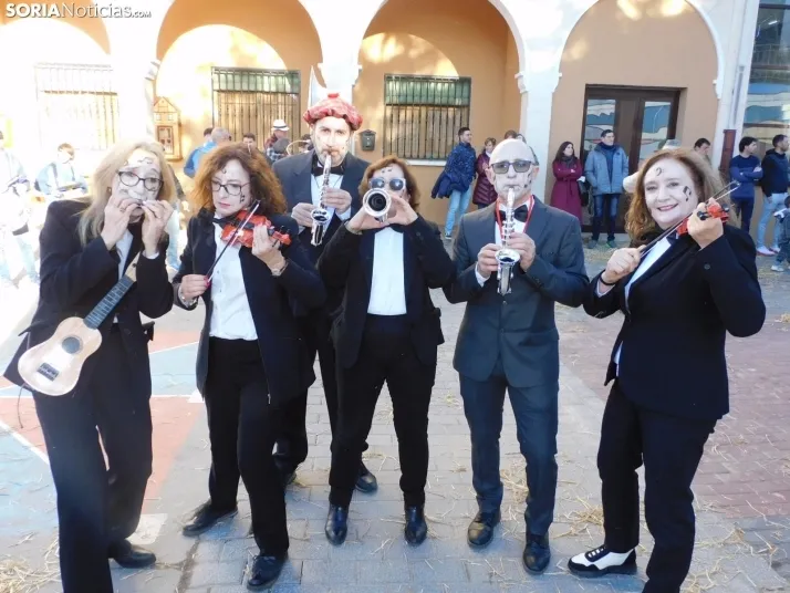 Fotos: Los zarrones vuelven a Borobia para celebrar uno de los carnavales m&aacute;s tradicionales de la provi