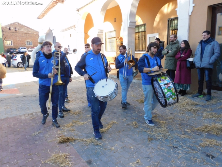 Fotos: Los zarrones vuelven a Borobia para celebrar uno de los carnavales m&aacute;s tradicionales de la provi