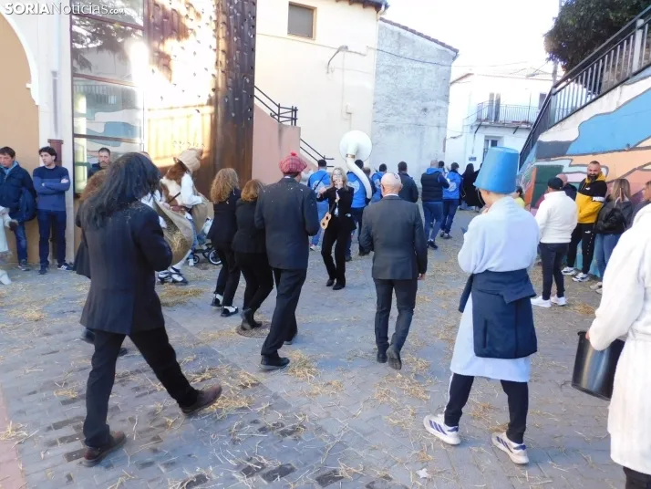 Fotos: Los zarrones vuelven a Borobia para celebrar uno de los carnavales m&aacute;s tradicionales de la provi