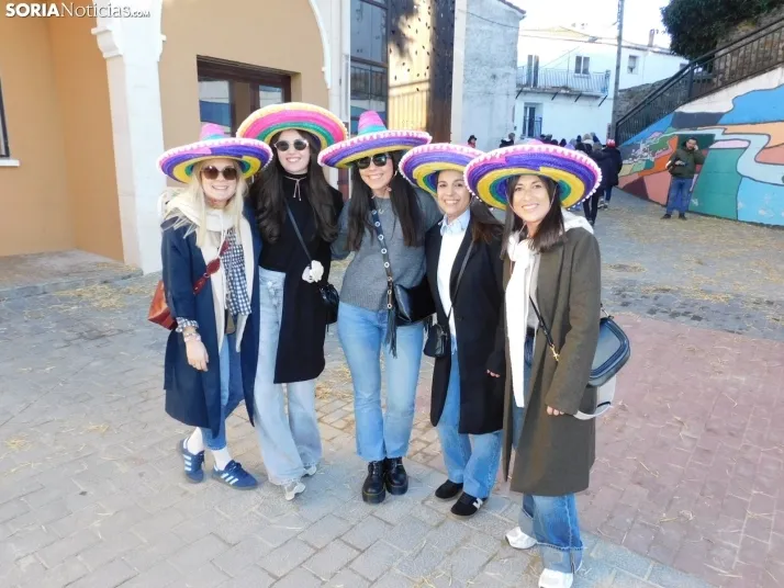 Fotos: Los zarrones vuelven a Borobia para celebrar uno de los carnavales m&aacute;s tradicionales de la provi