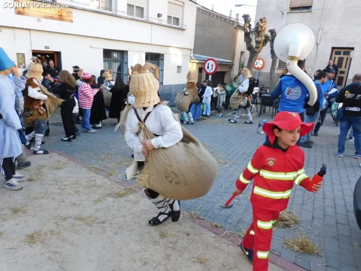 Fotos: Los zarrones vuelven a Borobia para celebrar uno de los carnavales m&aacute;s tradicionales de la provi