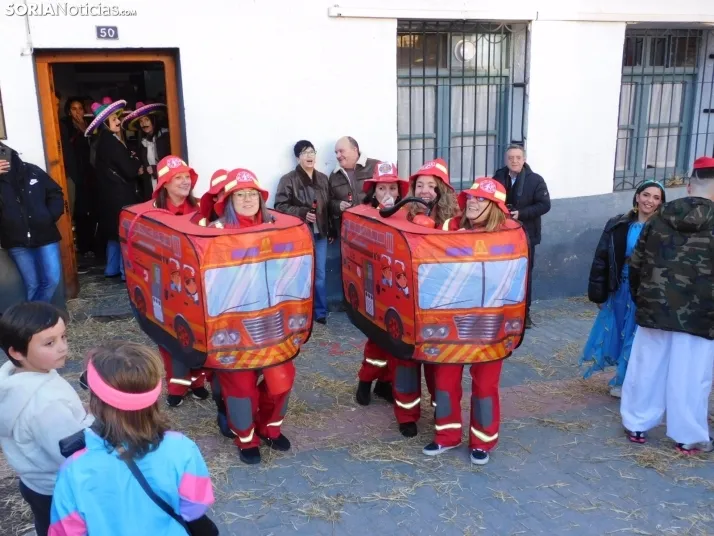 Fotos: Los zarrones vuelven a Borobia para celebrar uno de los carnavales m&aacute;s tradicionales de la provi