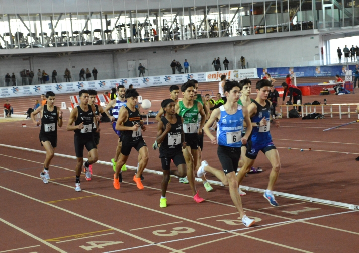 El atletismo soriano busca mínimas en el Autonómico de Salamanca