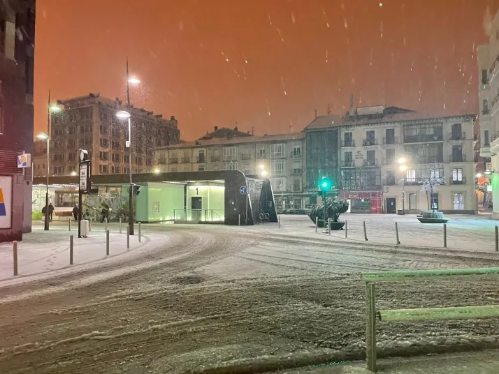 Soria amanece nevada para alegr&iacute;a de unos y sufrimiento de otros