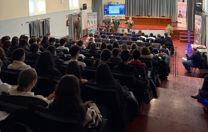 Estudiar Medicina en las Fuerzas Armadas: opción para alumnos de Soria