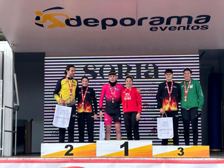 Marina Muñoz y Jarno Pousada ganan el Duatlón de Soria 2026