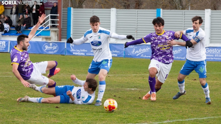 GALERÍA | La S.D. Almazán barre al Palencia en La Arboleda