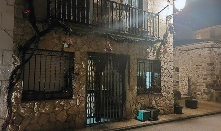 El alcalde de Cabrejas del Pinar garantiza la continuidad de la tienda frente a la campaña de recogida de firmas de la oposición