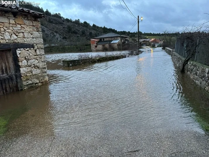 MINI GALER&Iacute;A | El agua se apodera del Ca&ntilde;&oacute;n del R&iacute;o Lobos e inunda Arganza