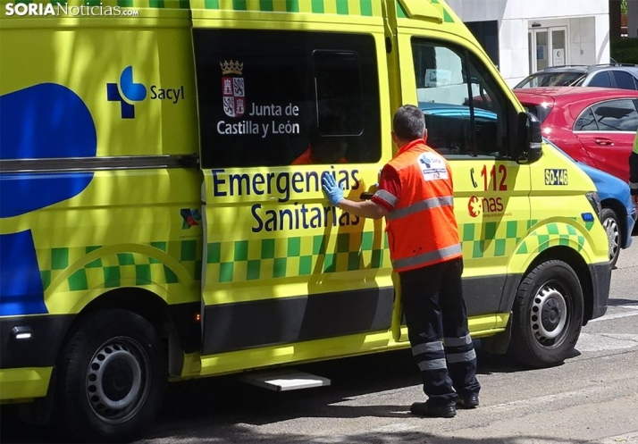Dos mujeres asistidas tras una colisión entre turismos en Mariano Vicén