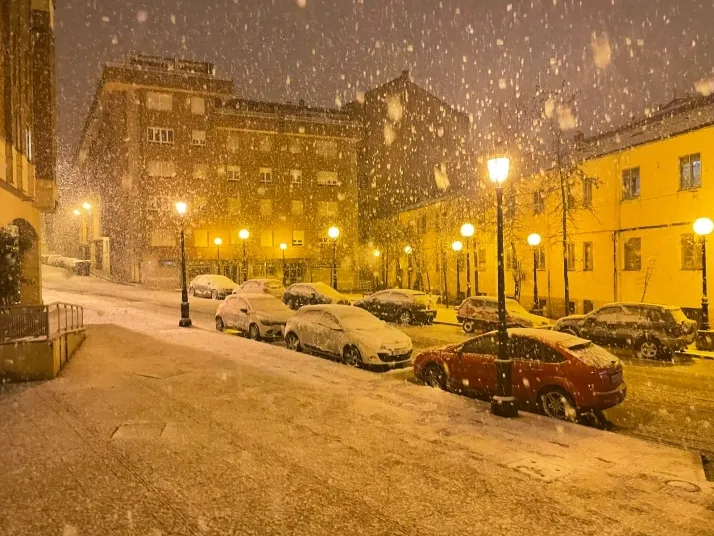 Soria amanece nevada para alegr&iacute;a de unos y sufrimiento de otros