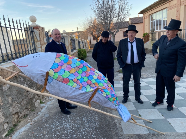 Utrilla despide a Don Carnal y se prepara para los Gallos en la Soga