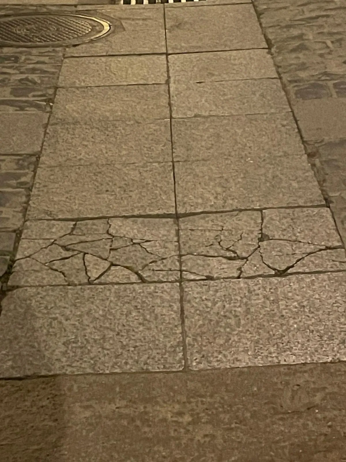 Estado de las calles Real y Zapatería en un paseo a primeras horas de la mañana. | SN
