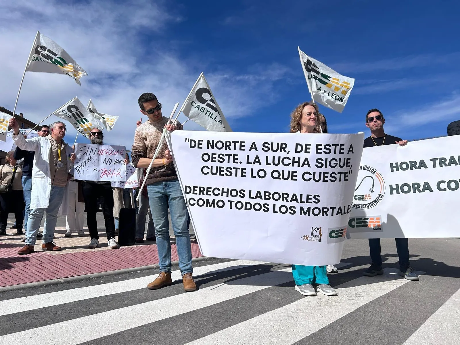 Varias imágenes que ha dejado la protesta de hoy en una galería cedida por la CESM en Soria.