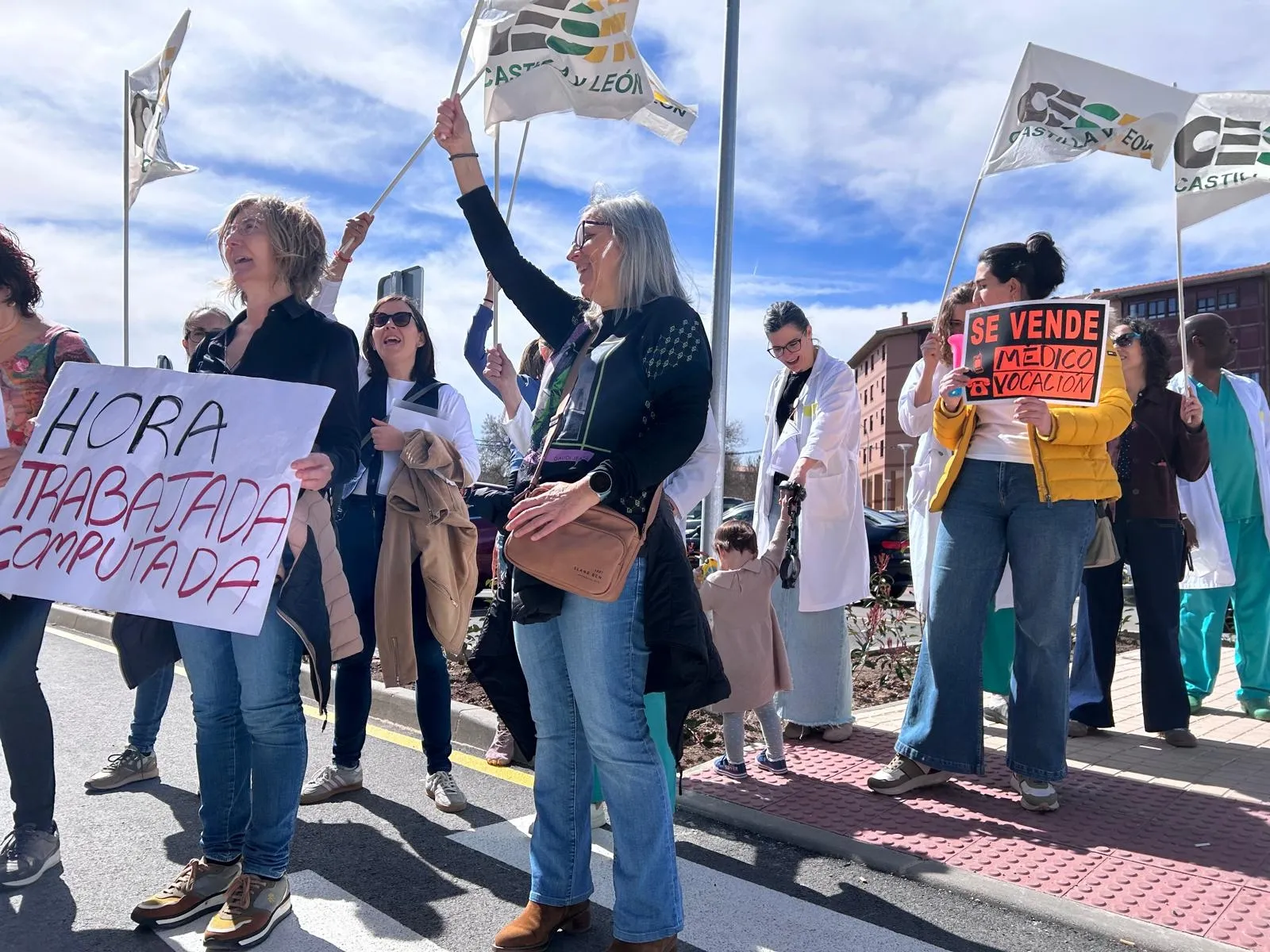 Varias imágenes que ha dejado la protesta de hoy en una galería cedida por la CESM en Soria.