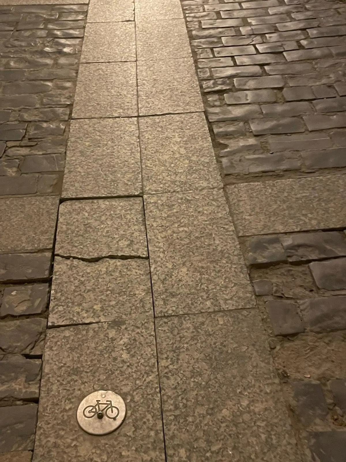 Estado de las calles Real y Zapatería en un paseo a primeras horas de la mañana. | SN