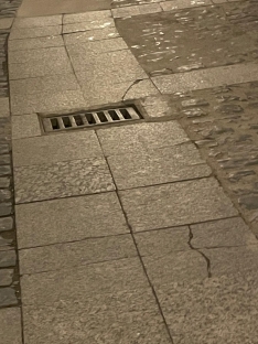 Estado de las calles Real y Zapatería en un paseo a primeras horas de la mañana. | SN