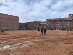 Foto 9 - El nuevo entorno del Fuente del Rey va tomando forma: Menos coches, m&aacute;s verde y canchas de tenis y p&aacute;del cubiertas