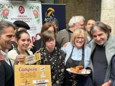 Foto 4 - El Bar El Volante de &Oacute;lvega gana el Mejor Torrezno del Mundo