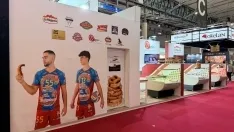 Foto 8 - V&iacute;deo: El palacio de los torreznos llega a Barcelona con m&aacute;s de 500 kilos