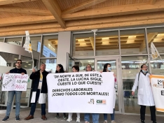 Foto 3 - La huelga m&eacute;dica cierra la semana con m&aacute;s de 3.200 consultas canceladas y sin acuerdo