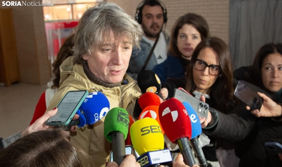 Tras ejercer su voto, Carlos Martínez apela a la participación masiva