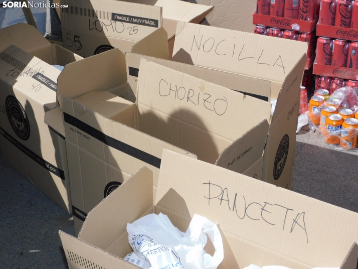 Operación Bocadillo de Manos Unidas en la Plaza Herradores