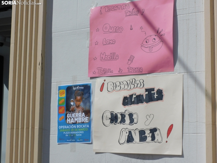 Operación Bocadillo de Manos Unidas en la Plaza Herradores