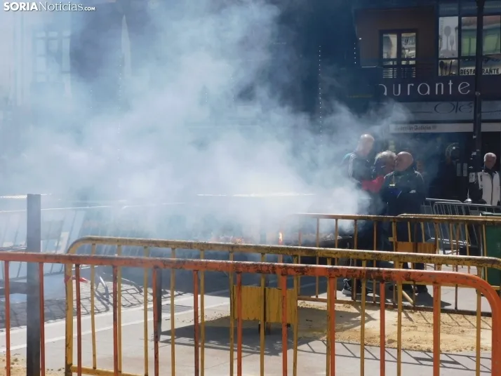 Operación Bocadillo de Manos Unidas en la Plaza Herradores