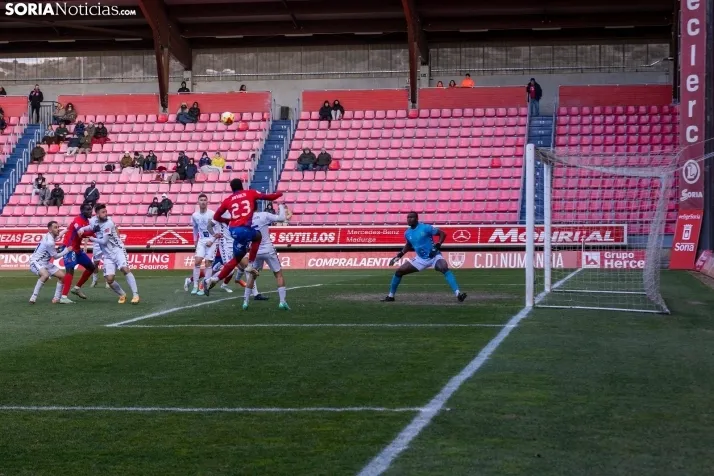 C.D. Numancia vs S.D. Sarriana./ Viksar Fotografía