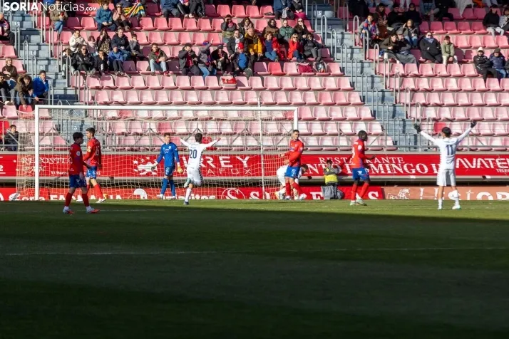 C.D. Numancia vs S.D. Sarriana./ Viksar Fotografía