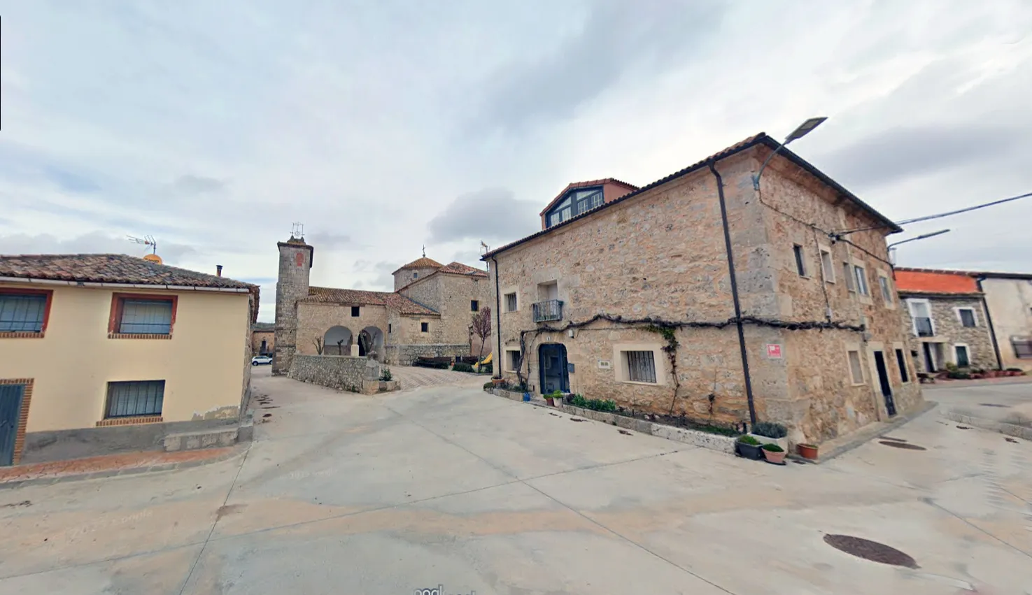 Licitación de obras de pavimentación en Radona (Soria)