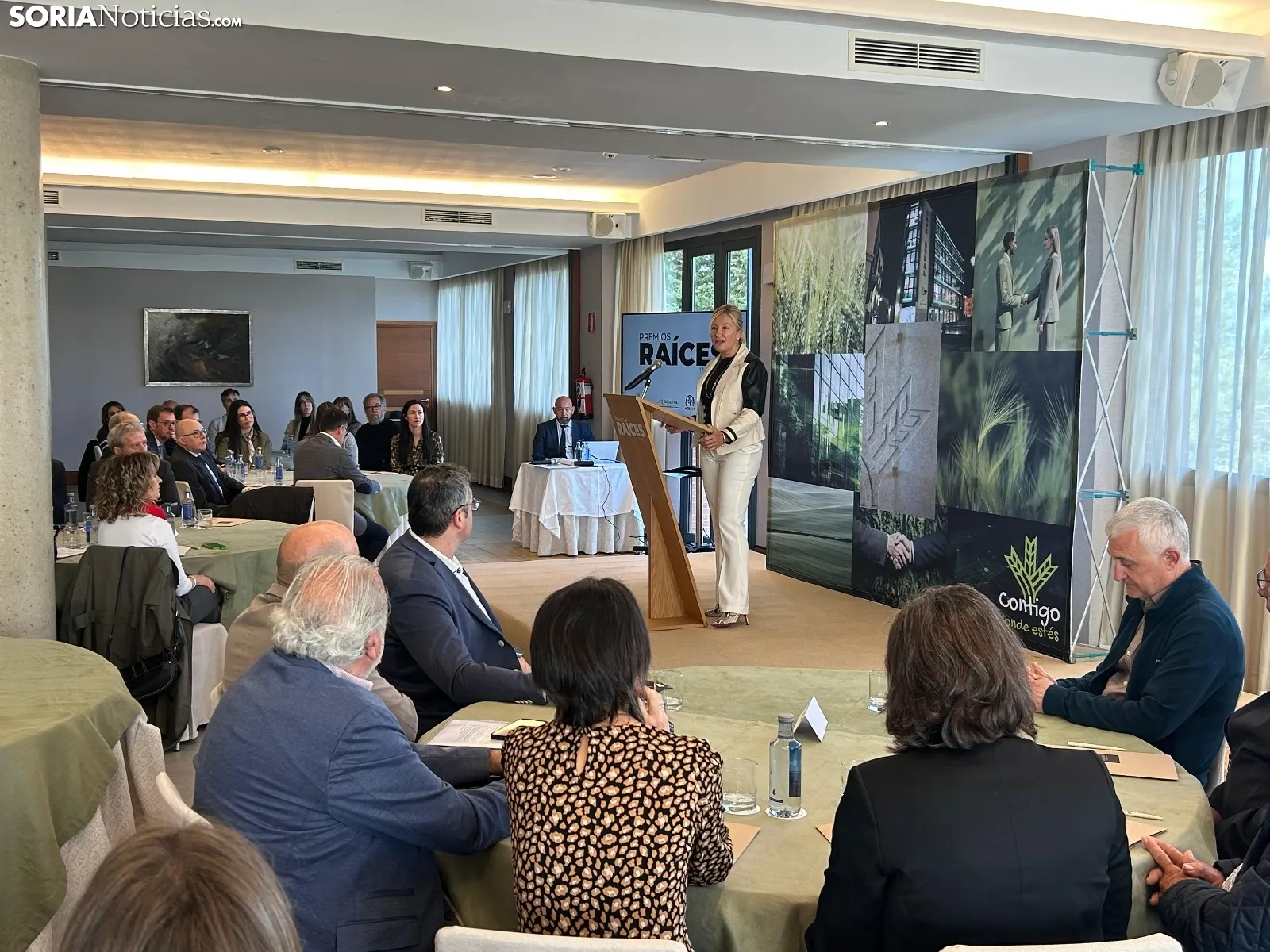 Foto 8 - Caja Rural premia a los emprendedores del medio rural: &ldquo;Sois la mejor respuesta ante la despoblaci&oacute;n&rdquo;