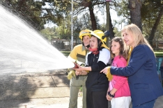 Foto 3 - La prevenci&oacute;n de incendios llega a la educaci&oacute;n especial