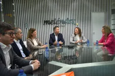 Una imagen de la visita a la factoría de Medina del Campo. /Jta.