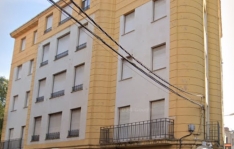 Foto 3 - El edificio de la Polic&iacute;a Nacional en Nicol&aacute;s Rabal busca nuevo due&ntilde;o por 1,8 millones