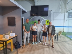 Foto 3 - El p&aacute;del provincial corona a sus nuevos campeones tras una intensa jornada en Almaz&aacute;n