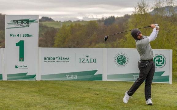 Mejor juego que resultado en el debut de Daniel Berná en el Tumi Spain Golf Tour 2026