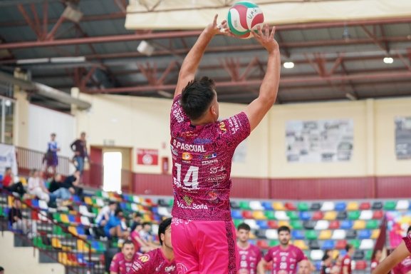 Una derrota por 1-3 complica el inicio del Moreno Sáez Sporting en la Fase Final de Elche
