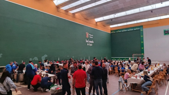 El CD Norma San Leonardo reúne a 200 personas para celebrar su fin de temporada