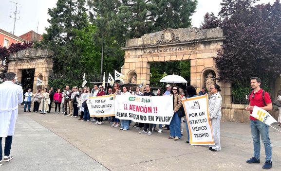 El tercer día de huelga médica dispara el seguimiento en Especializada y las cancelaciones de pruebas y operaciones