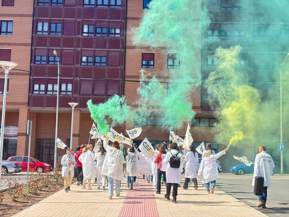   Los médicos retoman la huelga con nuevos paros hasta el 30 de abril