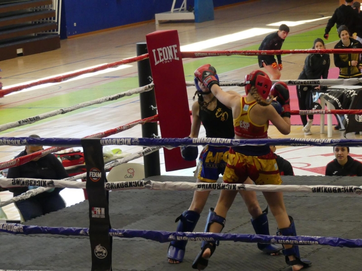 Adriana Verde gana la plata en el Campeonato de Castilla y Le&oacute;n de kickboxing