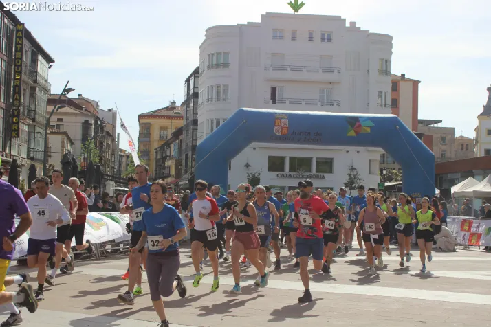 Carrera y marcha solidaria del Día de Castilla y León